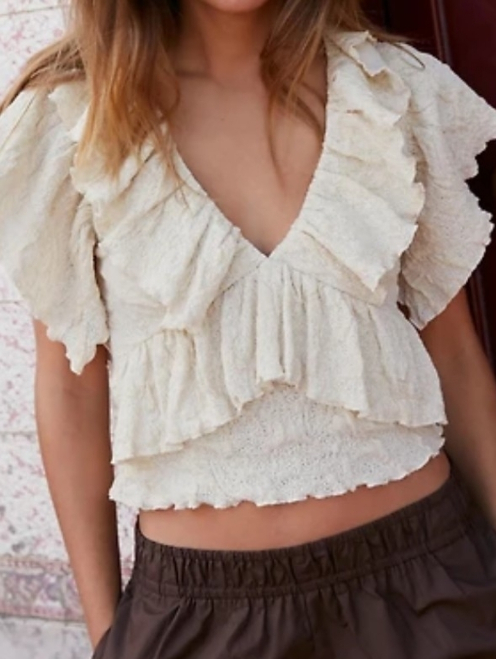 NWT Zara Metallic Thread Jacquard Ruffled V-neck Top In Cream - M